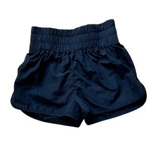 Automet Women's Black Running Shorts Size M in EUC